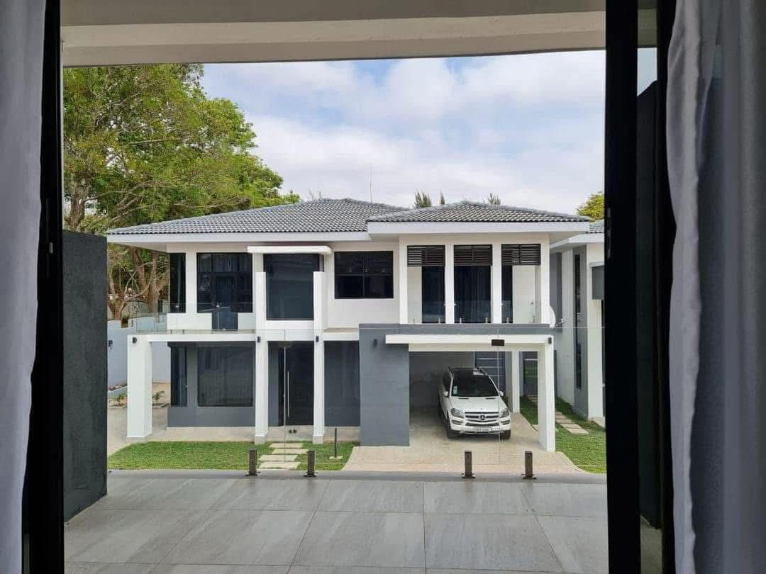 Fully Furnished 3-Bedroom Villa for Rent in Longacres