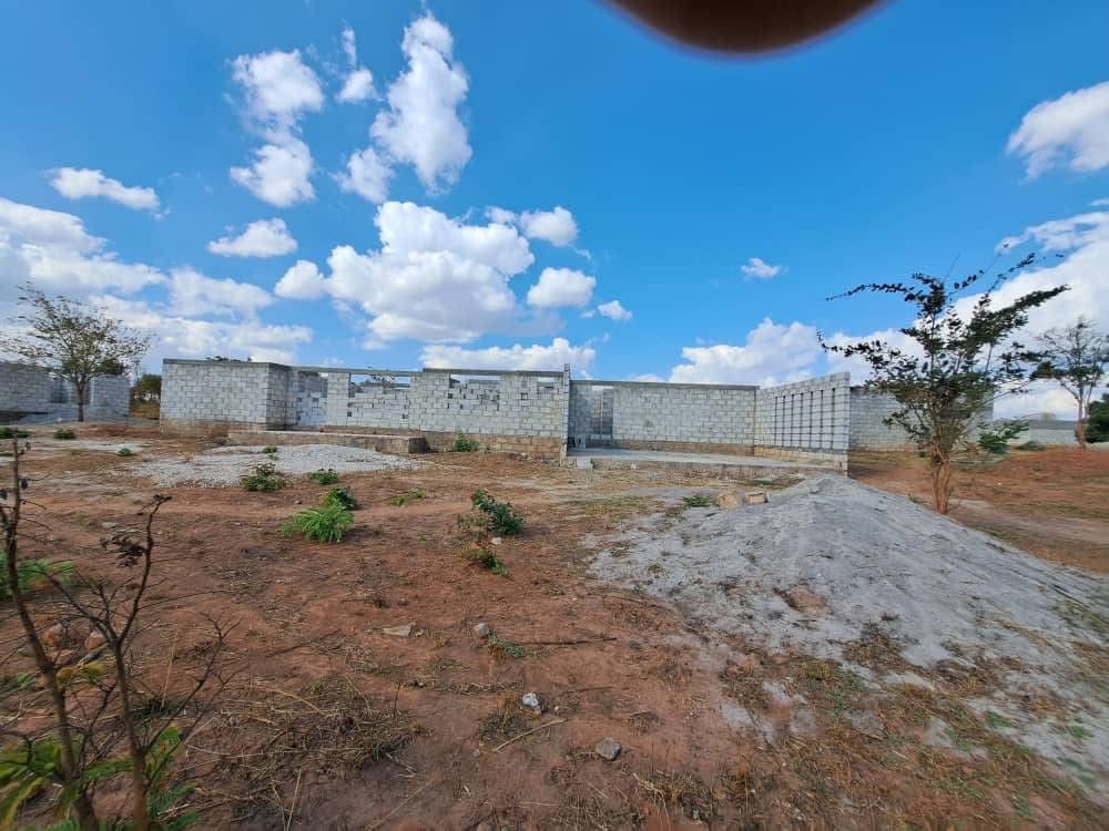 Unfinished House in Six Miles